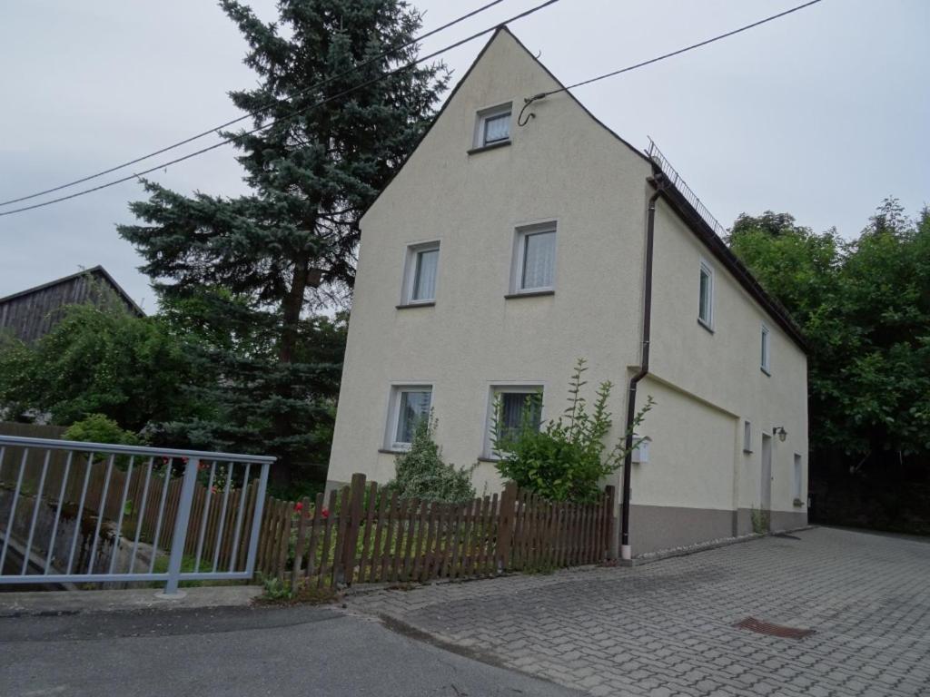 Ferienhaus Johanna & Ferienwohnung Thum Weischlitz Buitenkant foto